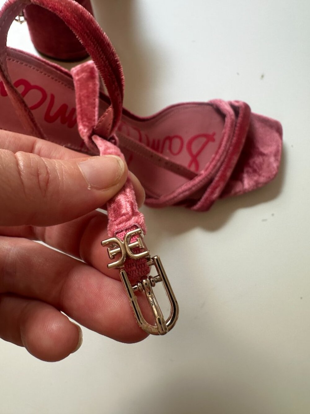 Pink Crushed Velvet Kia Block Heels (size 8, like new) - Picture 3 of 14